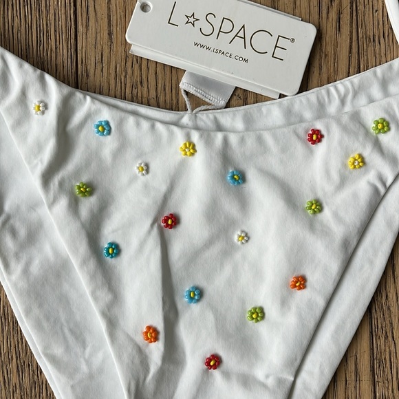 Brittany Bikini L*Space - Picture 5 of 9